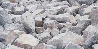 河南企业出售90以上白度99.3硅的硅石原矿，量大价优，欢迎联系